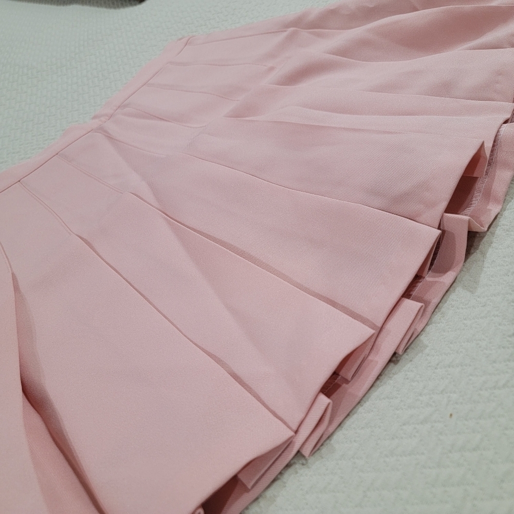 Joy Shop Pink Pleated Skater Skirt Built In Shorts Size M Skort - Picture 3 of 12